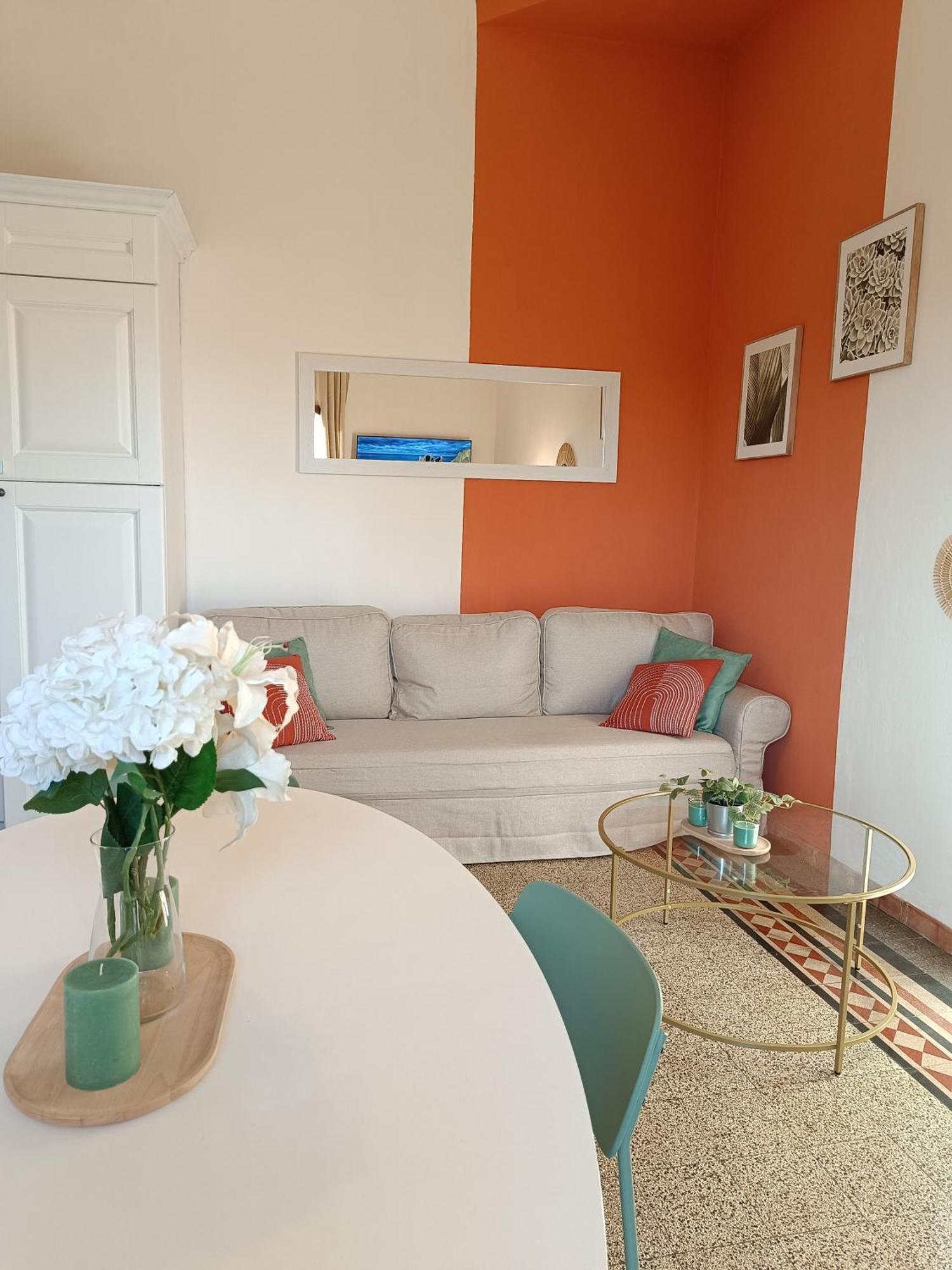 Florence Castle Apartment 2 Bedrooms, 2 Bathrooms المظهر الخارجي الصورة